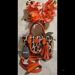 DKNY LEOPARD & ORANGE MINI STATCHEL
